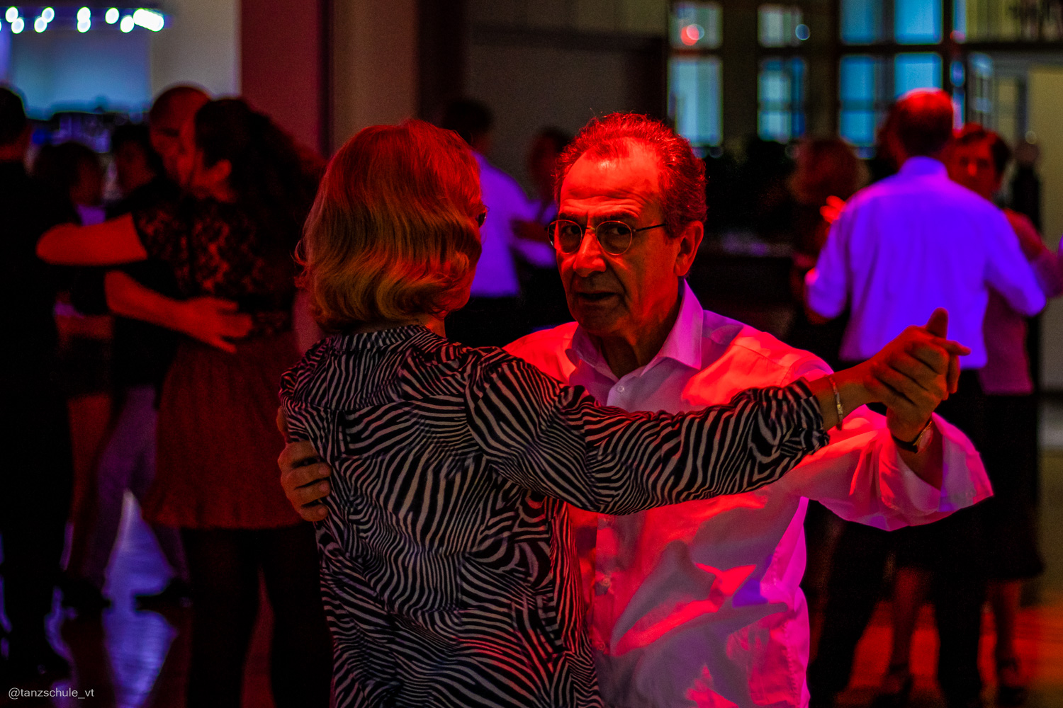 20230318 Black and White Tanzparty 3194